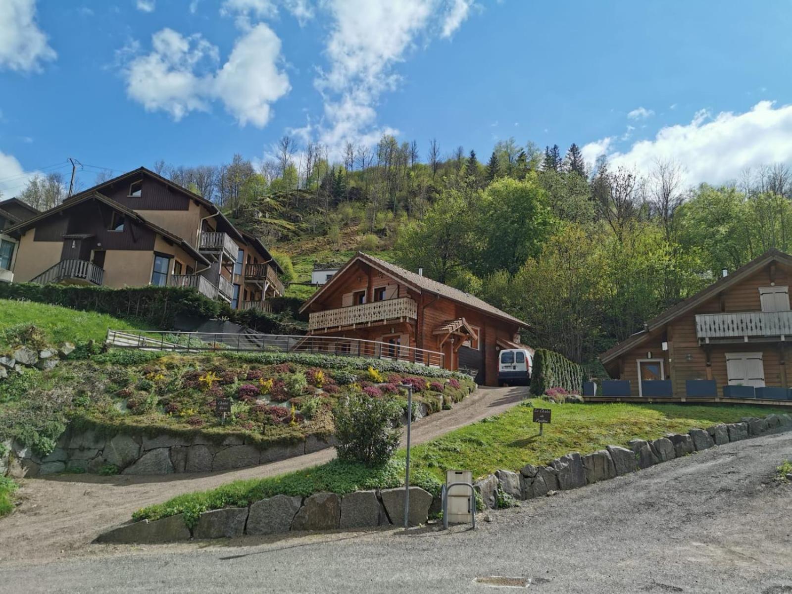 Chalet Le Du Pere Michel, Jacuzzi, Sauna, Jardin La Bresse